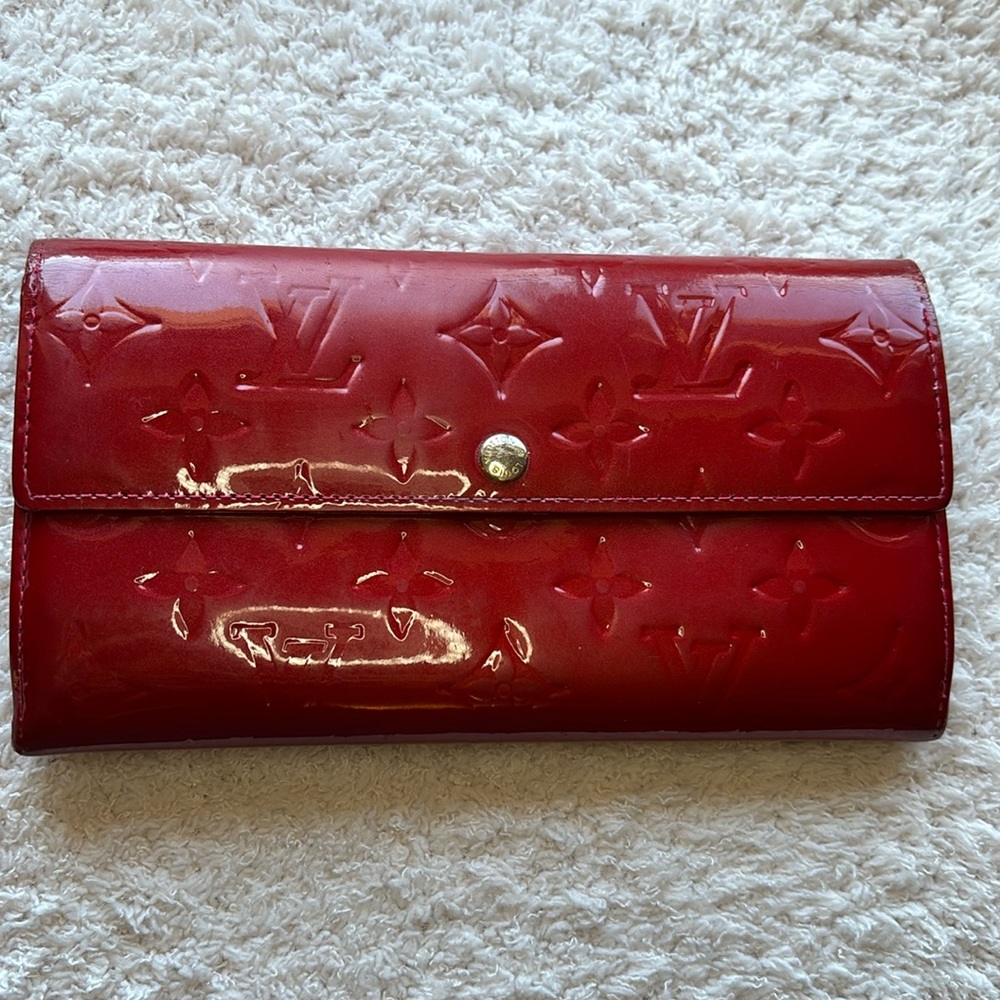 Louis Vuitton Vernis Wallet